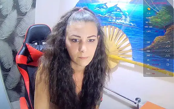 Snapshot of Catbaby32 chatting on September 22, 8:18 pm Catbaby32 online show from September 22, 8:18 pm