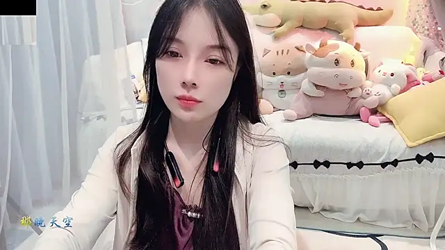 AKiKi711 online show from September 25, 4:17 pm