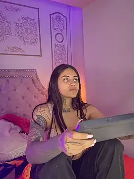 Cori Paige online show from February 13, 4:25 am