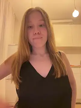 Eva Weyne online show from February 20, 9:26 pm