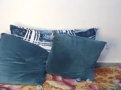 Freya nia online show from January 10, 2:00 pm