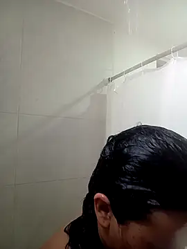 Laura martin  online show from April 5, 6:18 pm