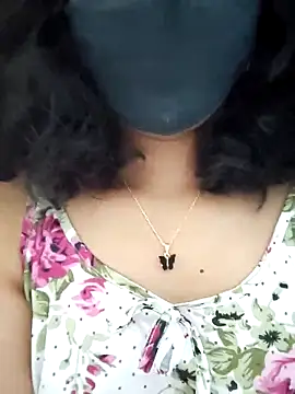 Angleannie online show from March 7, 5:09 pm