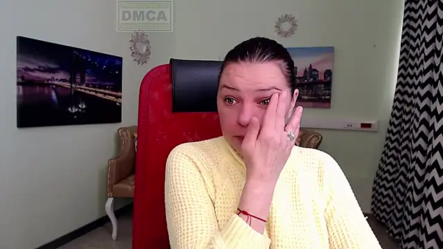 Lily flower7 online show from April 29, 4:48 am