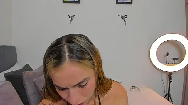 im sarah34 online show from September 9, 6:30 pm