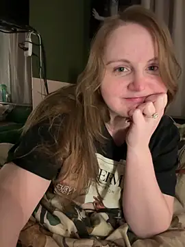 GingerSnap33 online show from March 10, 3:10 am