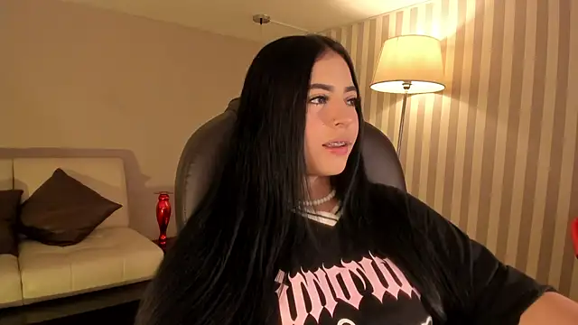 Maaiitee online show from December 2, 4:20 pm