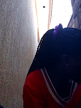 Swirly blac online show from April 11, 7:03 am