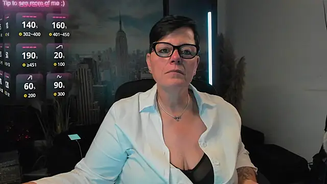 Snapshot of ninarandmann chatting on September 15, 4:25 pm ninarandmann online show from September 15, 4:25 pm