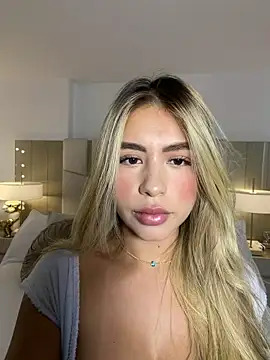  laura 02 online show from March 20, 6:57 pm