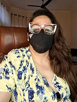 SEXY-Sardarni online show from April 13, 8:04 am