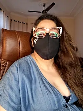 SEXY-Sardarni online show from June 27, 8:37 am