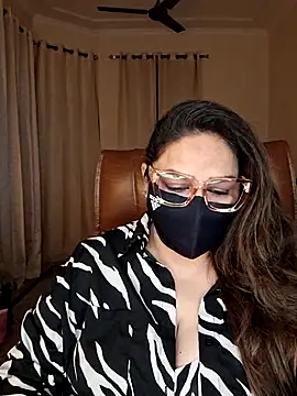 SEXY-Sardarni online show from July 13, 3:02 pm