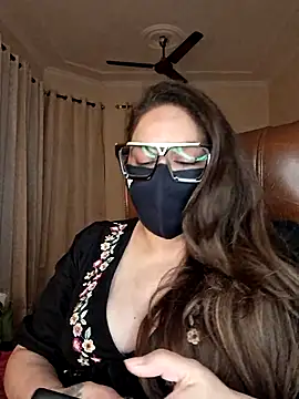 SEXY-Sardarni online show from July 24, 3:10 pm