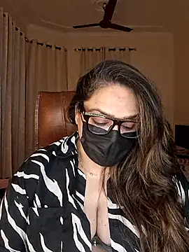 SEXY-Sardarni online show from September 17, 3:10 pm