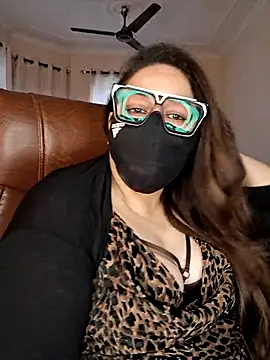 SEXY-Sardarni online show from June 21, 8:29 am