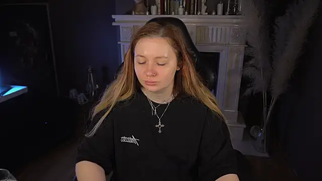 carolina elf online show from February 5, 7:44 am