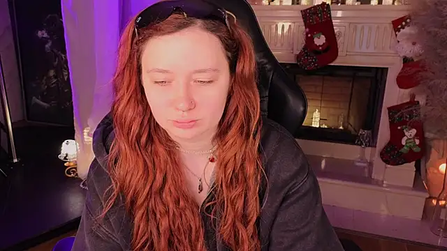 carolina elf online show from December 5, 2:40 pm