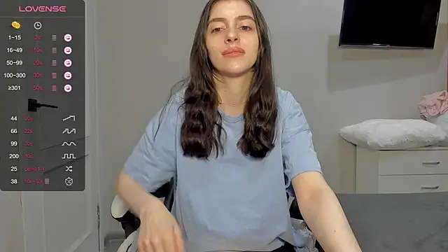 broosnica1 online show from February 18, 8:46 am