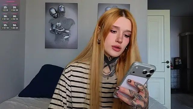 SophieInkk online show from June 14, 5:08 am