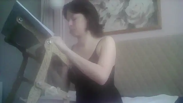 SunElizabeth online show from February 12, 10:28 am