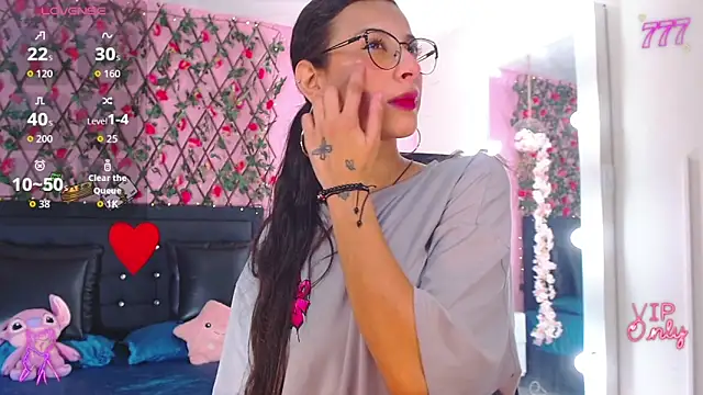 SamaraCortez online show from February 4, 7:39 pm