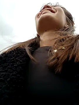 Violeta 12- online show from November 26, 7:59 pm