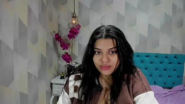 LindaBreeS online show from November 2, 1:47 pm