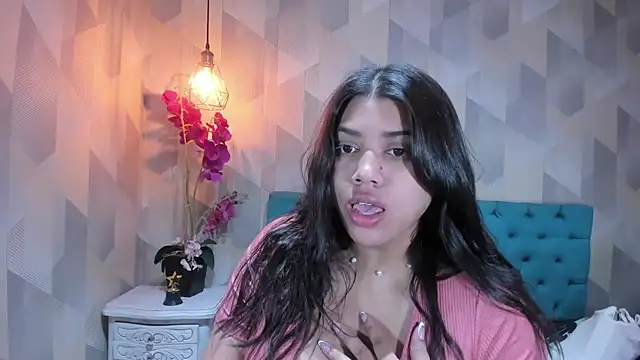 LindaBreeS online show from January 10, 4:33 pm