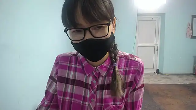 elllaaxx online show from October 10, 4:28 am