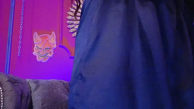 Julieta Russell online show from January 9, 11:36 am