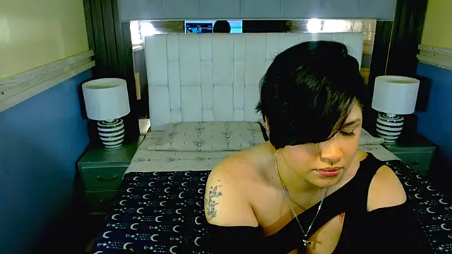 Annie Catt  online show from February 4, 5:27 pm