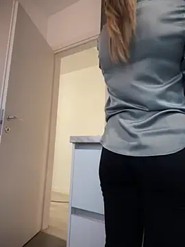 HotXMom online show from November 30, 11:58 am