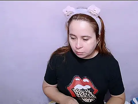 SubLayla01 online show from April 16, 8:08 pm