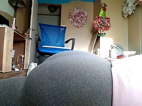 missthickness35 Pika online show from September 18, 1:20 pm