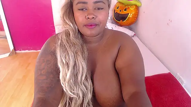 exotic karmella online show from November 3, 4:55 pm