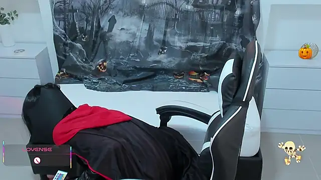 candy summer28 online show from October 31, 7:51 pm