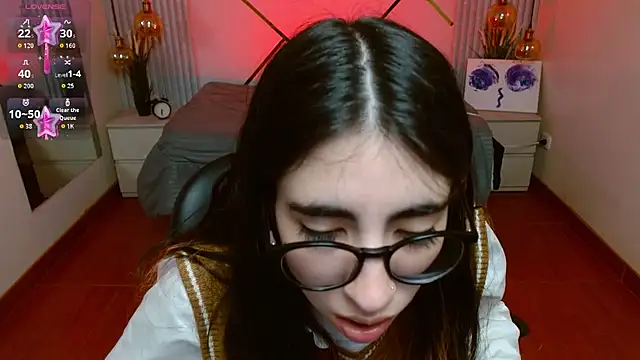 LenaRoses online show from April 13, 8:20 pm