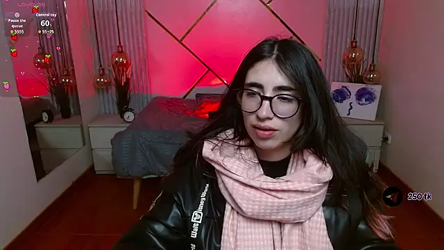 LenaRoses online show from June 18, 8:36 pm