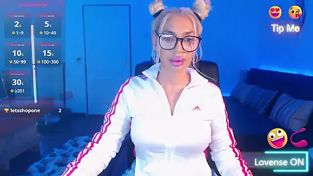 beauty chl0e online show from November 15, 8:43 pm