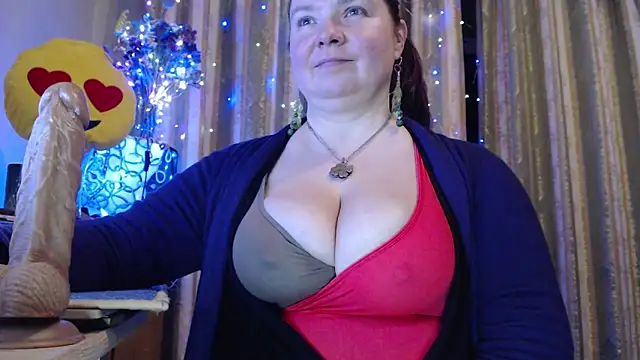 amorelara online show from March 2, 5:08 am