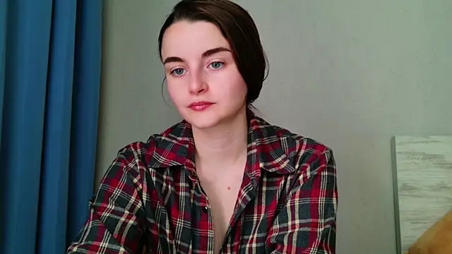 Miss Arwen online show from June 9, 6:46 am