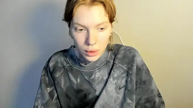 StellaDavis online show from December 18, 8:30 am