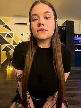 Vikki toriya online show from September 26, 9:23 pm