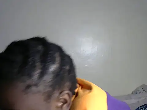 Novah  online show from February 6, 9:18 pm