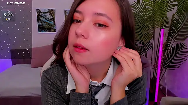 Lina Brownie online show from September 10, 3:17 am