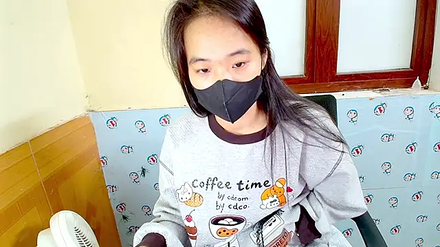 Snapshot of __Saphia__ chatting on October 23, 12:49 am Saphia online show from October 23, 12:49 am