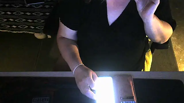 Silvia2277 online show from March 25, 7:50 pm