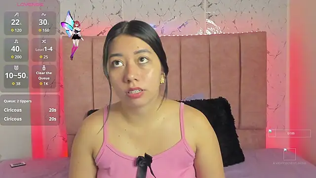 Snapshot of sexylaurita chatting on October 9, 3:05 pm sexylaurita online show from October 9, 3:05 pm