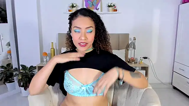 Zoe Gruber online show from April 15, 11:05 pm